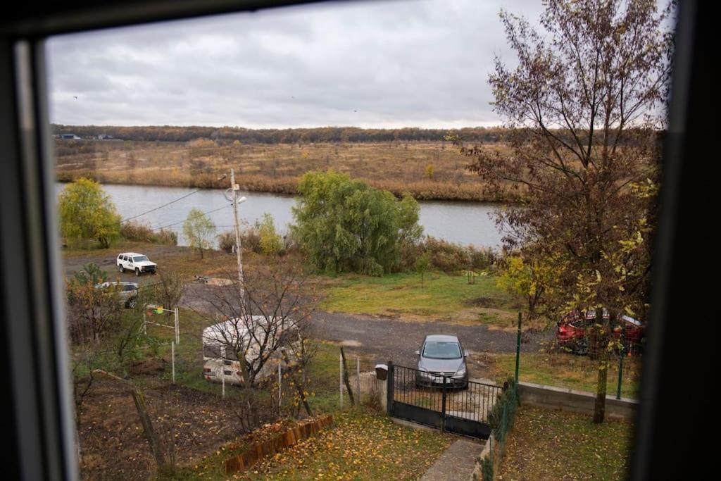 Caciulati Family Home, Near Therme/Airport/ Lake, Balotesti מראה חיצוני תמונה